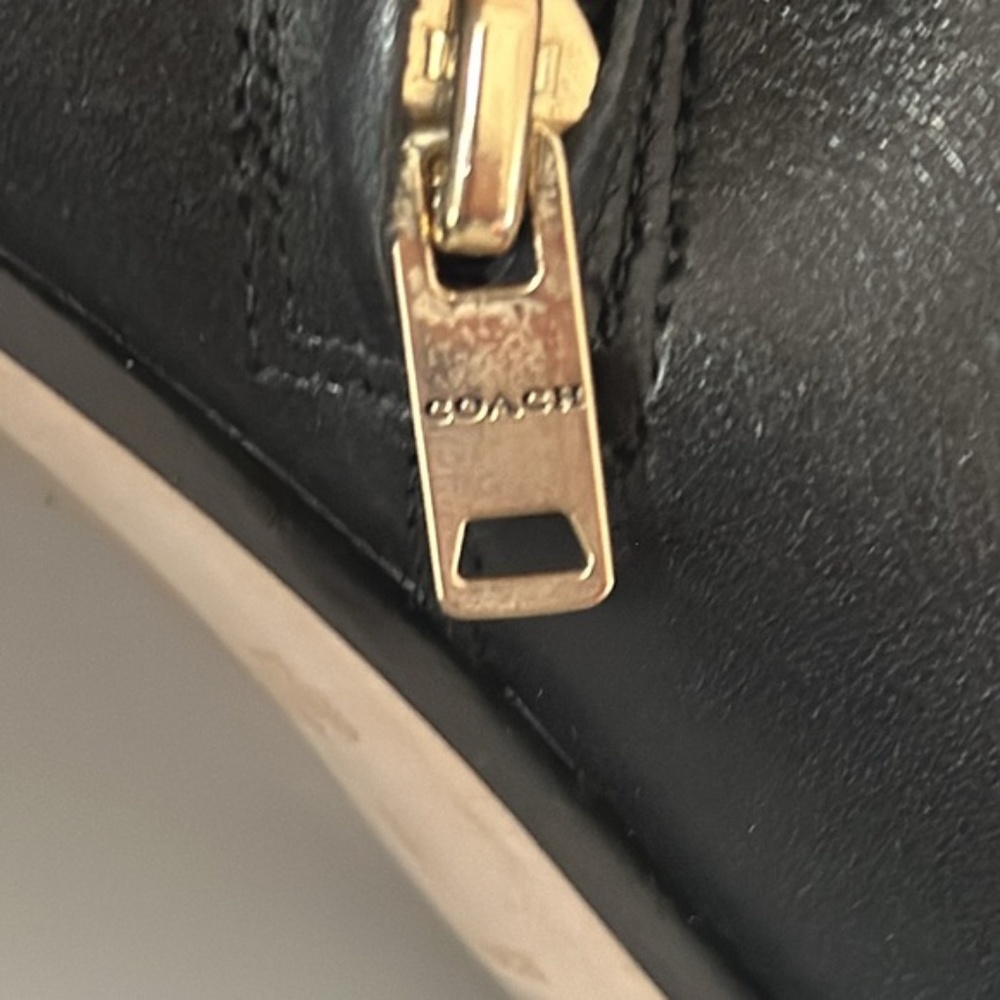 COACH Olivia bootie black leather ankle zipper size 6B block heel *missing chain - Picture 6 of 10